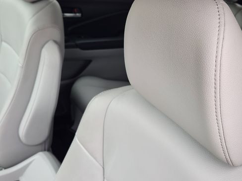 Used 2016 Honda Pilot Touring image 15