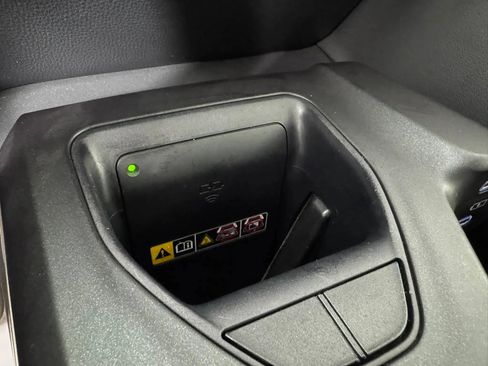 Used 2023 Toyota Crown AWD/4WD image 23