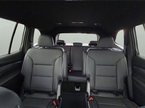 New 2026 Buick Enclave Preferred w/ LPO, Floor Liner Package image 27