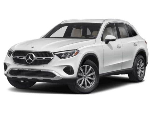 Used 2024 Mercedes-Benz GLC 300 4MATIC image 3