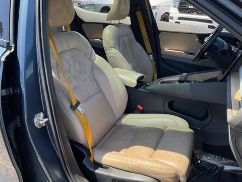 Used 2023 Dodge Charger SXT w/ Blacktop Package RWD image 21