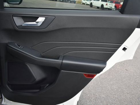 Used 2024 Ford Escape Platinum image 42