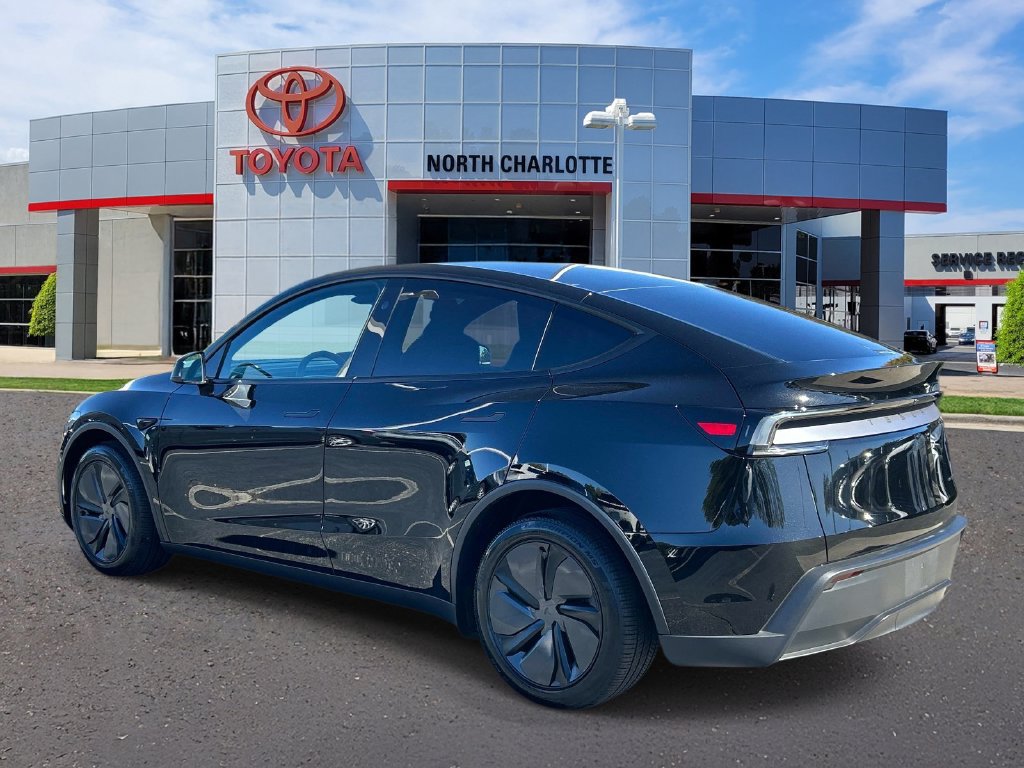 Used 2026 Tesla Model Y Long Range AWD/4WD image 4