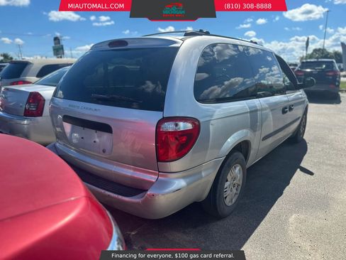 Used 2004 Dodge Grand Caravan SE w/ Popular Equipment Group FWD image 4