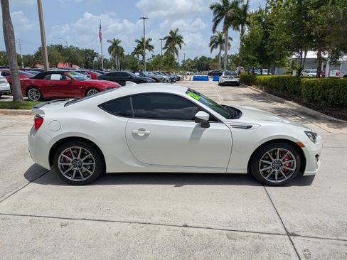 Used 2020 Subaru BRZ Limited w/ Performance Package RWD image 3