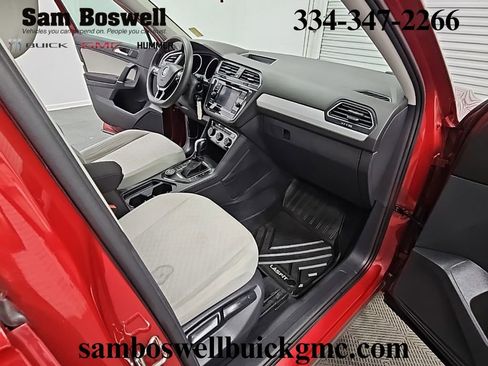 Used 2018 Volkswagen Tiguan S w/ 3rd Row Seat Package image 32
