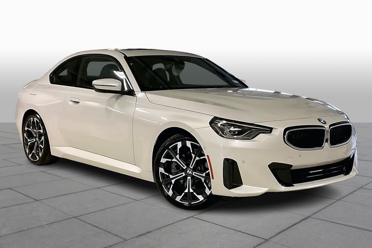 Used 2026 BMW 230i Coupe w/ Premium Package RWD image 2