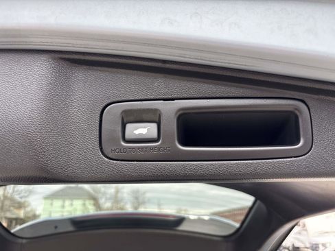 Used 2020 Honda CR-V Touring image 13