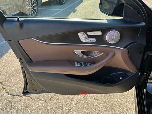 Used 2023 Mercedes-Benz E 350 Sedan image 15