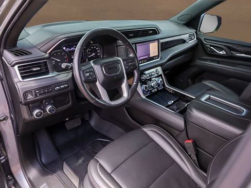 Used 2021 GMC Yukon Denali RWD image 9