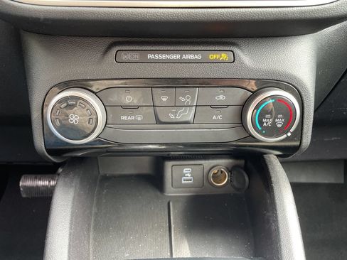 Certified 2022 Ford Escape SE AWD/4WD image 20