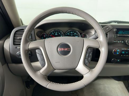 Used 2010 GMC Sierra 1500 SLE w/ Texas Edition image 16