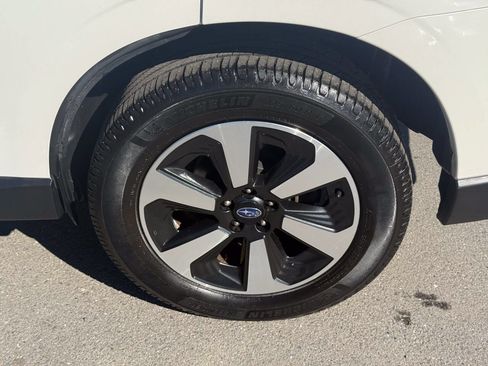 Used 2018 Subaru Forester 2.5i w/ Alloy Wheel Package AWD/4WD image 38