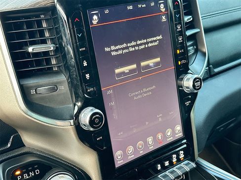 Used 2019 RAM 1500 Laramie image 13