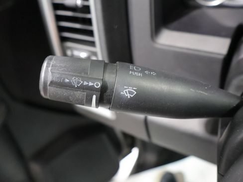 Used 2014 RAM 1500 Limited AWD/4WD image 34