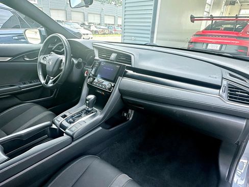 Used 2021 Honda Civic Sport image 10