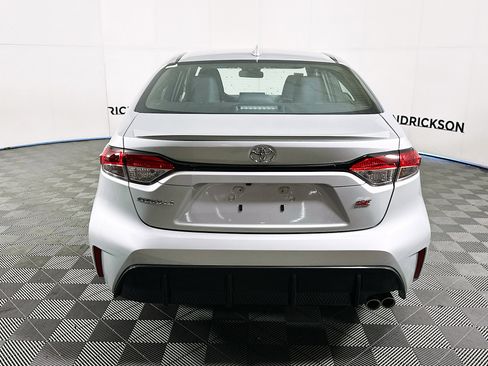 Used 2025 Toyota Corolla SE image 4