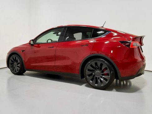 Used 2022 Tesla Model Y Performance AWD/4WD image 17