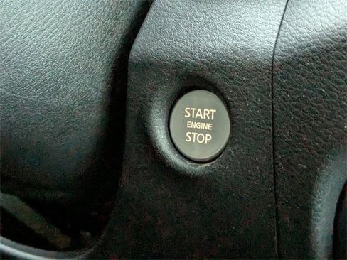 Used 2022 Nissan Frontier PRO-4X w/ Pro-4X Premium Package image 28