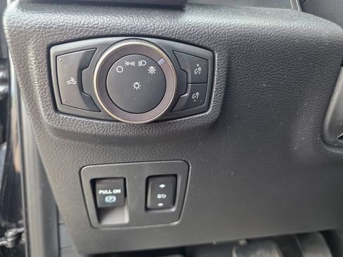 Used 2020 Ford F150 Raptor w/ Equipment Group 802A Luxury AWD/4WD image 12