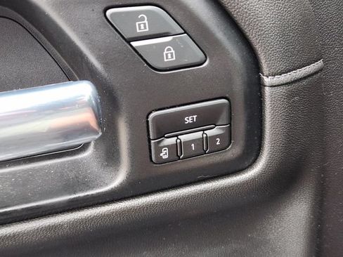 Used 2020 GMC Sierra 1500 SLT RWD image 24