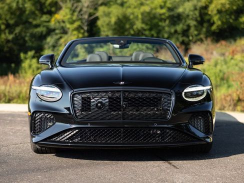 Certified 2025 Bentley Continental GTC AWD/4WD image 15