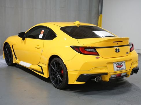 New 2026 Toyota GR86 YUZU Limited image 6
