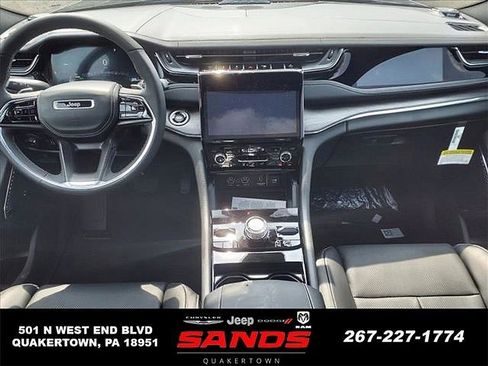 New 2023 Jeep Grand Cherokee Overland w/ Luxury Tech Group IV image 13