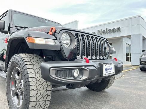 Used 2022 Jeep Gladiator Rubicon w/ Cold Weather Group AWD/4WD image 4