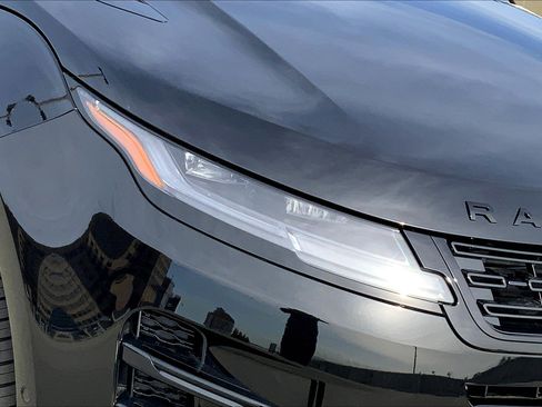 New 2026 Land Rover Range Rover Evoque Dynamic SE image 15