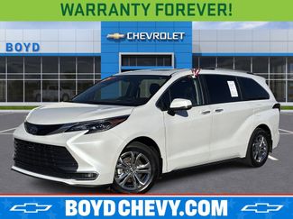 Used 2024 Toyota Sienna Platinum video 1