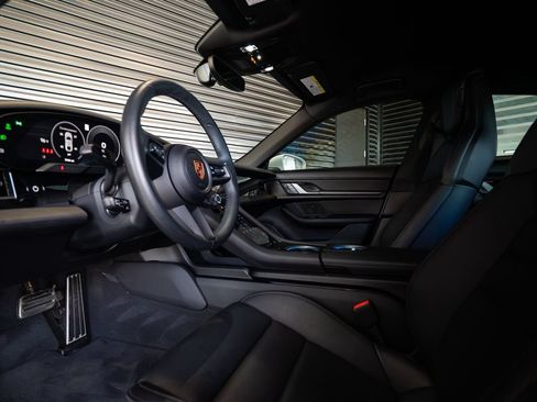 Certified 2025 Porsche Taycan RWD image 4