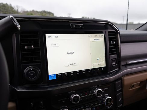 New 2026 Ford F250 Lariat w/ Lariat Ultimate Package image 43