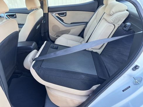 Used 2013 Hyundai Elantra GLS w/ Preferred Pkg FWD image 24