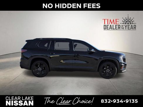 Used 2025 GMC Acadia Elevation w/ Elevation Premium Package FWD image 8