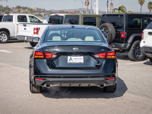 Used 2024 Nissan Altima 2.5 SL image 6