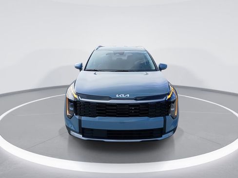 Used 2026 Kia Sportage EX image 3