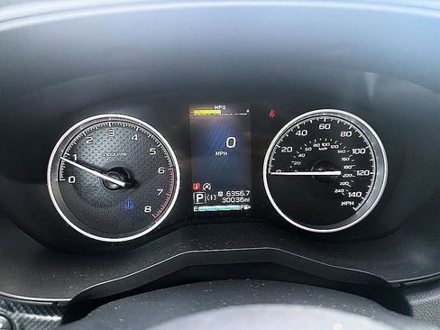 Used 2023 Subaru Forester Limited AWD/4WD image 9