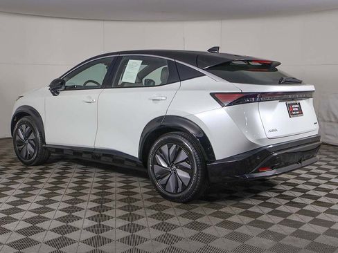 Used 2023 Nissan Ariya FWD image 11