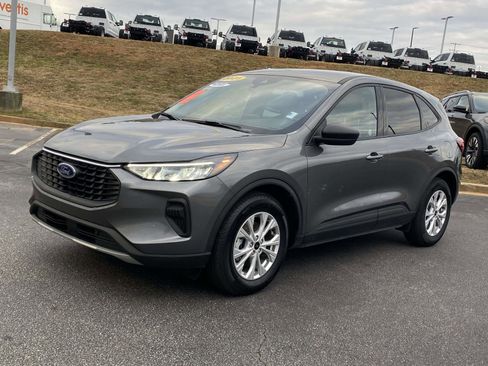 Used 2025 Ford Escape Active image 3