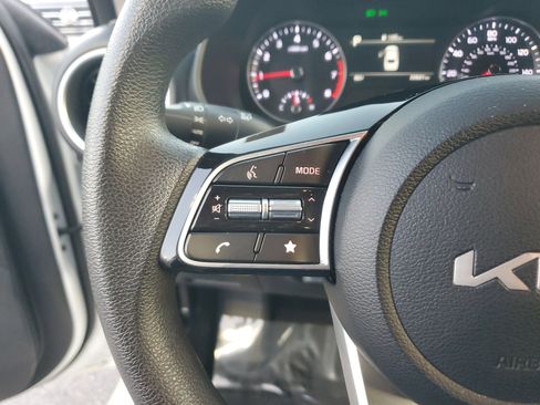 Used 2024 Kia Forte LXS image 19