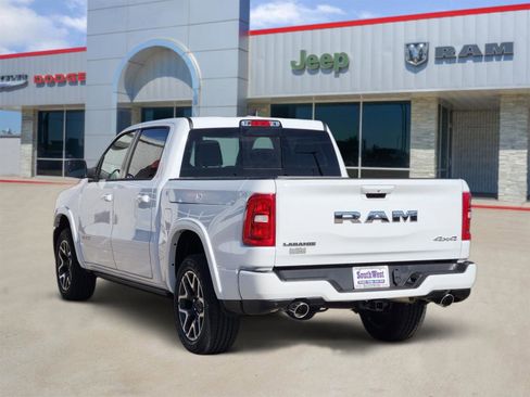 New 2026 RAM 1500 Laramie AWD/4WD image 4