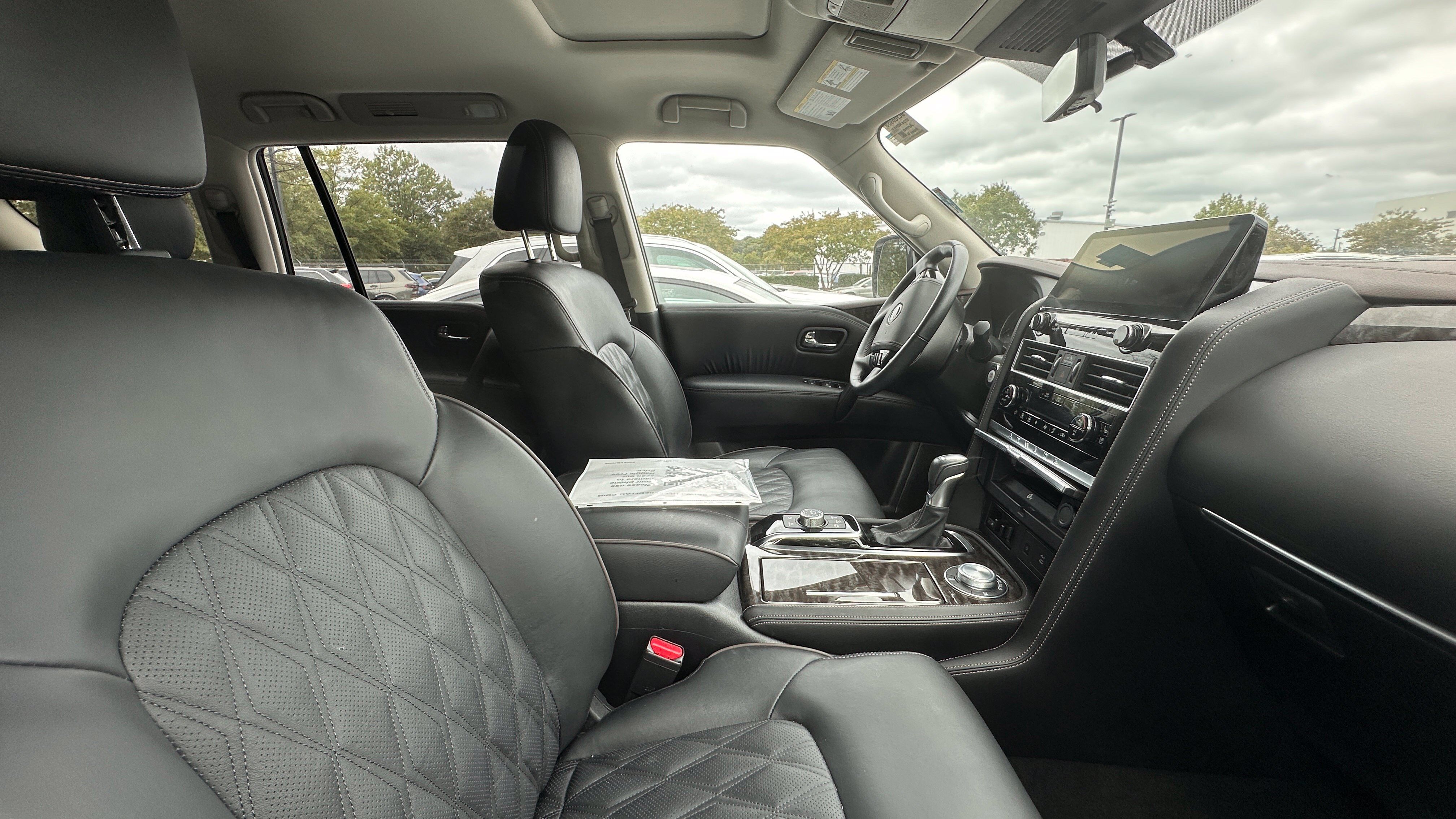 Used 2024 Nissan Armada Platinum w/ Captain's Chairs Package AWD/4WD image 7