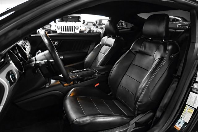 Used 2017 Ford Mustang GT Premium RWD image 32