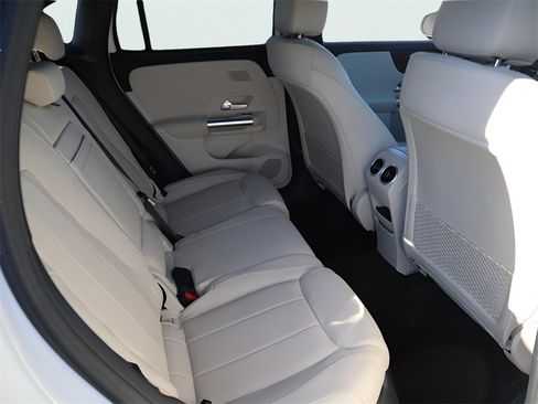 New 2026 Mercedes-Benz GLA 250 4MATIC image 18