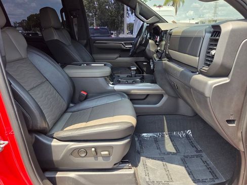 Used 2022 Chevrolet Silverado 1500 ZR2 w/ Technology Package AWD/4WD image 15