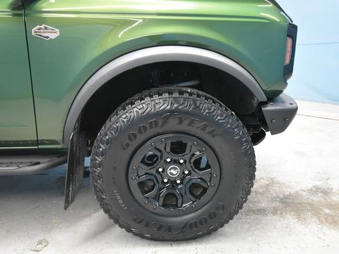 Used 2024 Ford Bronco Wildtrak AWD/4WD image 37