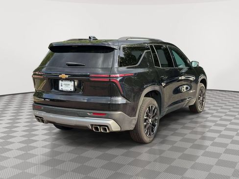 Used 2026 Chevrolet Traverse LT w/ Sun and Wheel Package AWD/4WD image 7