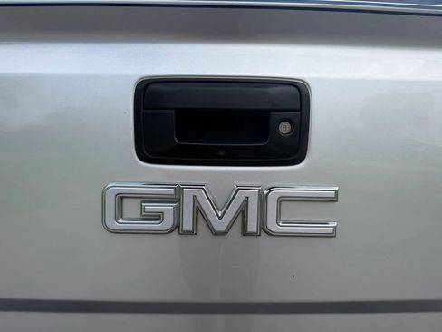 Used 2016 GMC Sierra 1500 SLT w/ Enhanced Driver Alert Package AWD/4WD image 34