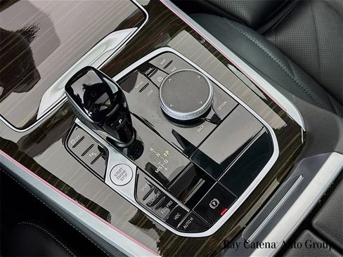 Used 2023 BMW X5 xDrive40i w/ Premium Package image 17